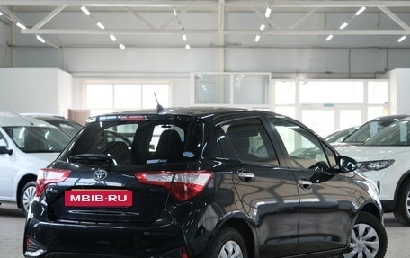 Toyota Vitz, 2019 год, 1 339 000 рублей, 7 фотография