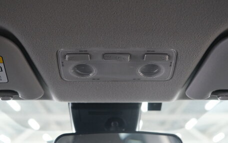 Toyota Vitz, 2019 год, 1 339 000 рублей, 17 фотография