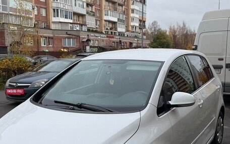 Volkswagen Golf Plus II, 2011 год, 600 000 рублей, 2 фотография