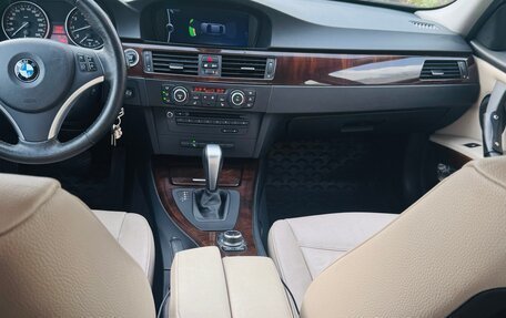 BMW 3 серия, 2011 год, 1 500 000 рублей, 10 фотография