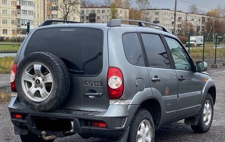 Chevrolet Niva I рестайлинг, 2009 год, 310 000 рублей, 11 фотография