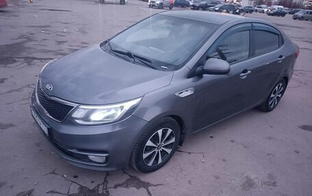 KIA Rio III рестайлинг, 2016 год, 880 000 рублей, 5 фотография