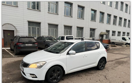 KIA cee'd I рестайлинг, 2010 год, 790 000 рублей, 18 фотография