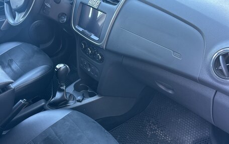 Renault Sandero II рестайлинг, 2017 год, 950 000 рублей, 18 фотография