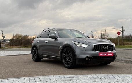 Infiniti QX70, 2017 год, 2 570 000 рублей, 2 фотография