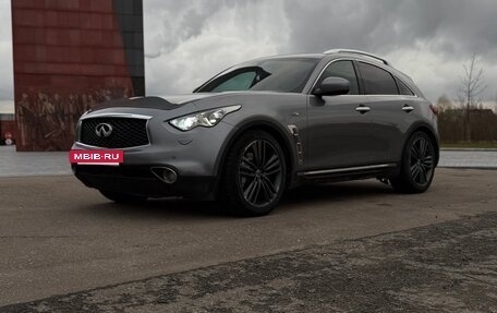 Infiniti QX70, 2017 год, 2 570 000 рублей, 5 фотография