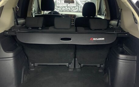 Mitsubishi Outlander III рестайлинг 3, 2013 год, 1 050 000 рублей, 16 фотография