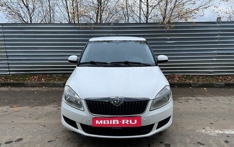 Skoda Fabia II, 2012 год, 395 000 рублей, 2 фотография