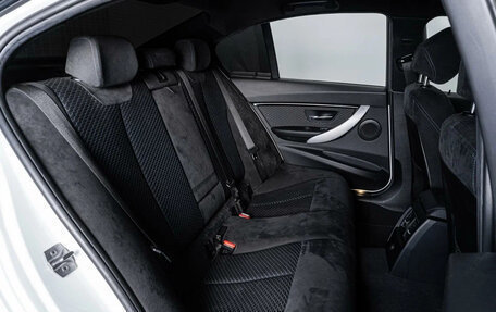 BMW 3 серия, 2018 год, 2 600 000 рублей, 10 фотография