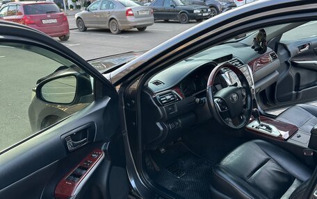 Toyota Camry, 2013 год, 1 600 000 рублей, 6 фотография