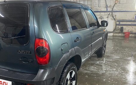 Chevrolet Niva I рестайлинг, 2012 год, 450 000 рублей, 11 фотография