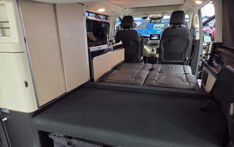 Mercedes-Benz V-Класс, 2019 год, 9 990 000 рублей, 16 фотография