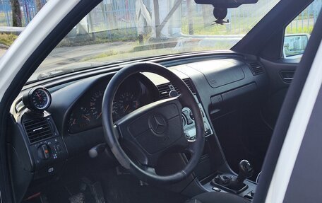 Mercedes-Benz C-Класс, 1996 год, 350 000 рублей, 5 фотография