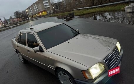 Mercedes-Benz E-Класс, 1994 год, 490 000 рублей, 2 фотография