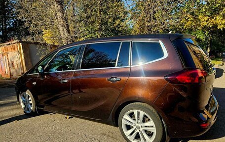 Opel Zafira C рестайлинг, 2012 год, 920 000 рублей, 2 фотография