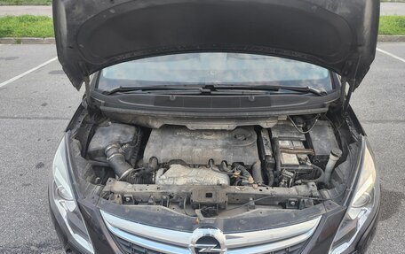 Opel Zafira C рестайлинг, 2012 год, 920 000 рублей, 8 фотография