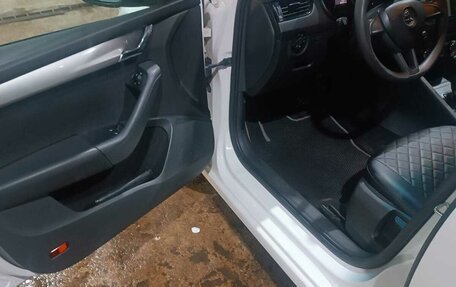 Skoda Octavia, 2015 год, 810 000 рублей, 13 фотография