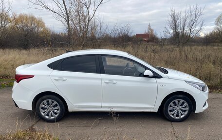 Hyundai Solaris II рестайлинг, 2019 год, 1 180 000 рублей, 2 фотография