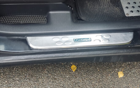 Toyota FunCargo, 2003 год, 550 000 рублей, 16 фотография