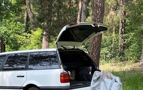 Volkswagen Passat B4, 1994 год, 395 000 рублей, 4 фотография