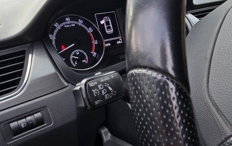 Skoda Rapid I, 2018 год, 1 440 000 рублей, 14 фотография