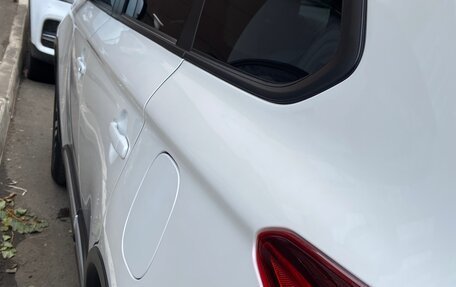 Mitsubishi Outlander III рестайлинг 3, 2020 год, 2 360 000 рублей, 4 фотография