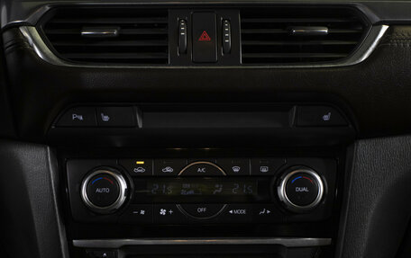 Mazda 6, 2016 год, 1 900 000 рублей, 19 фотография