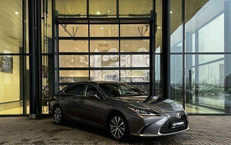 Lexus ES VII, 2018 год, 3 050 000 рублей, 1 фотография