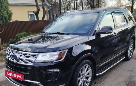 Ford Explorer VI, 2018 год, 3 300 000 рублей, 2 фотография