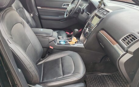 Ford Explorer VI, 2018 год, 3 300 000 рублей, 20 фотография