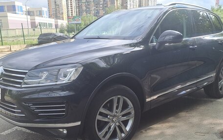 Volkswagen Touareg III, 2016 год, 3 950 000 рублей, 2 фотография
