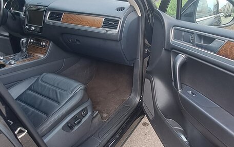 Volkswagen Touareg III, 2016 год, 3 950 000 рублей, 13 фотография