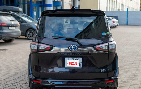 Toyota Sienta II, 2018 год, 1 890 000 рублей, 5 фотография