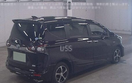 Toyota Sienta II, 2018 год, 1 890 000 рублей, 32 фотография