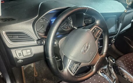 Hyundai Solaris II рестайлинг, 2018 год, 1 400 000 рублей, 5 фотография