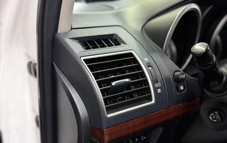 Toyota Land Cruiser Prado 150 рестайлинг 2, 2014 год, 3 200 000 рублей, 19 фотография