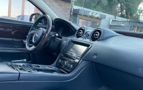 Jaguar XJ IV (X351), 2010 год, 1 500 000 рублей, 10 фотография