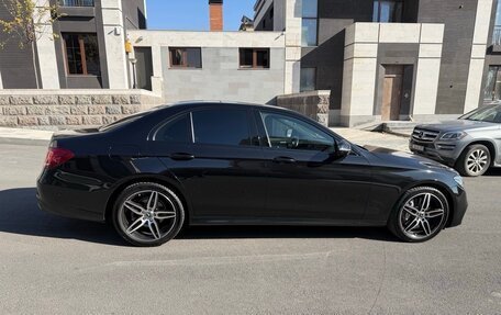 Mercedes-Benz E-Класс, 2016 год, 3 250 000 рублей, 7 фотография