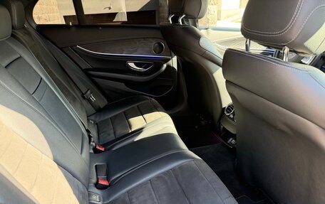 Mercedes-Benz E-Класс, 2016 год, 3 250 000 рублей, 10 фотография