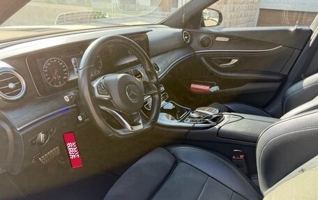 Mercedes-Benz E-Класс, 2016 год, 3 250 000 рублей, 9 фотография