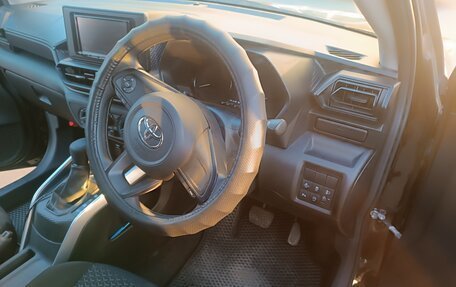 Toyota Raize I, 2020 год, 1 610 000 рублей, 9 фотография