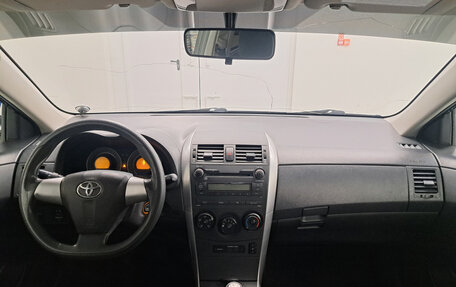 Toyota Corolla, 2010 год, 1 050 000 рублей, 17 фотография