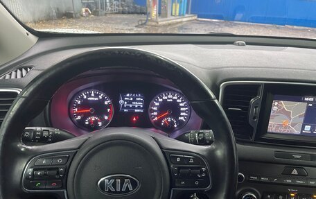 KIA Sportage IV рестайлинг, 2017 год, 2 290 000 рублей, 6 фотография