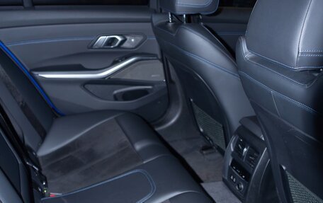 BMW 3 серия, 2020 год, 4 200 000 рублей, 18 фотография