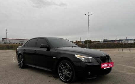 BMW 5 серия, 2009 год, 1 400 000 рублей, 3 фотография