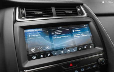 Jaguar E-Pace, 2019 год, 2 890 000 рублей, 18 фотография