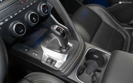 Jaguar E-Pace, 2019 год, 2 890 000 рублей, 16 фотография