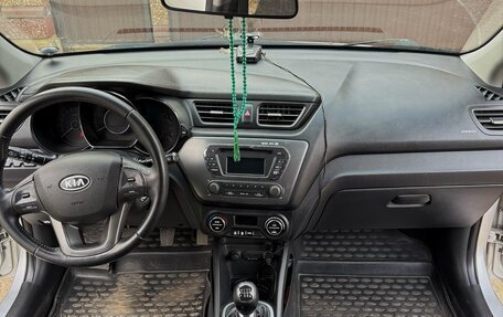 KIA Rio III рестайлинг, 2011 год, 950 000 рублей, 6 фотография