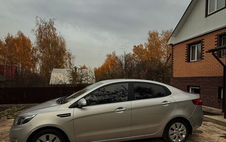 KIA Rio III рестайлинг, 2011 год, 950 000 рублей, 2 фотография