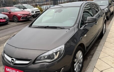 Opel Astra J, 2012 год, 1 050 000 рублей, 1 фотография